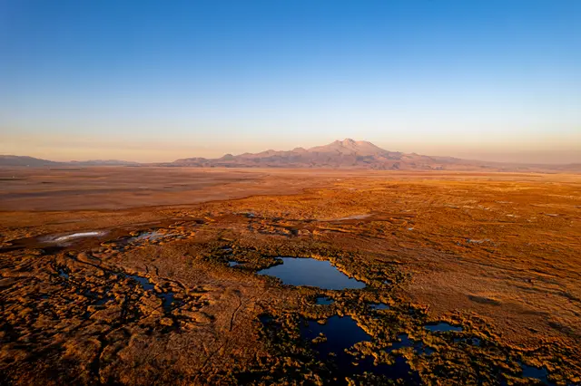 An aerial view of arid Anatolian wetlands.
